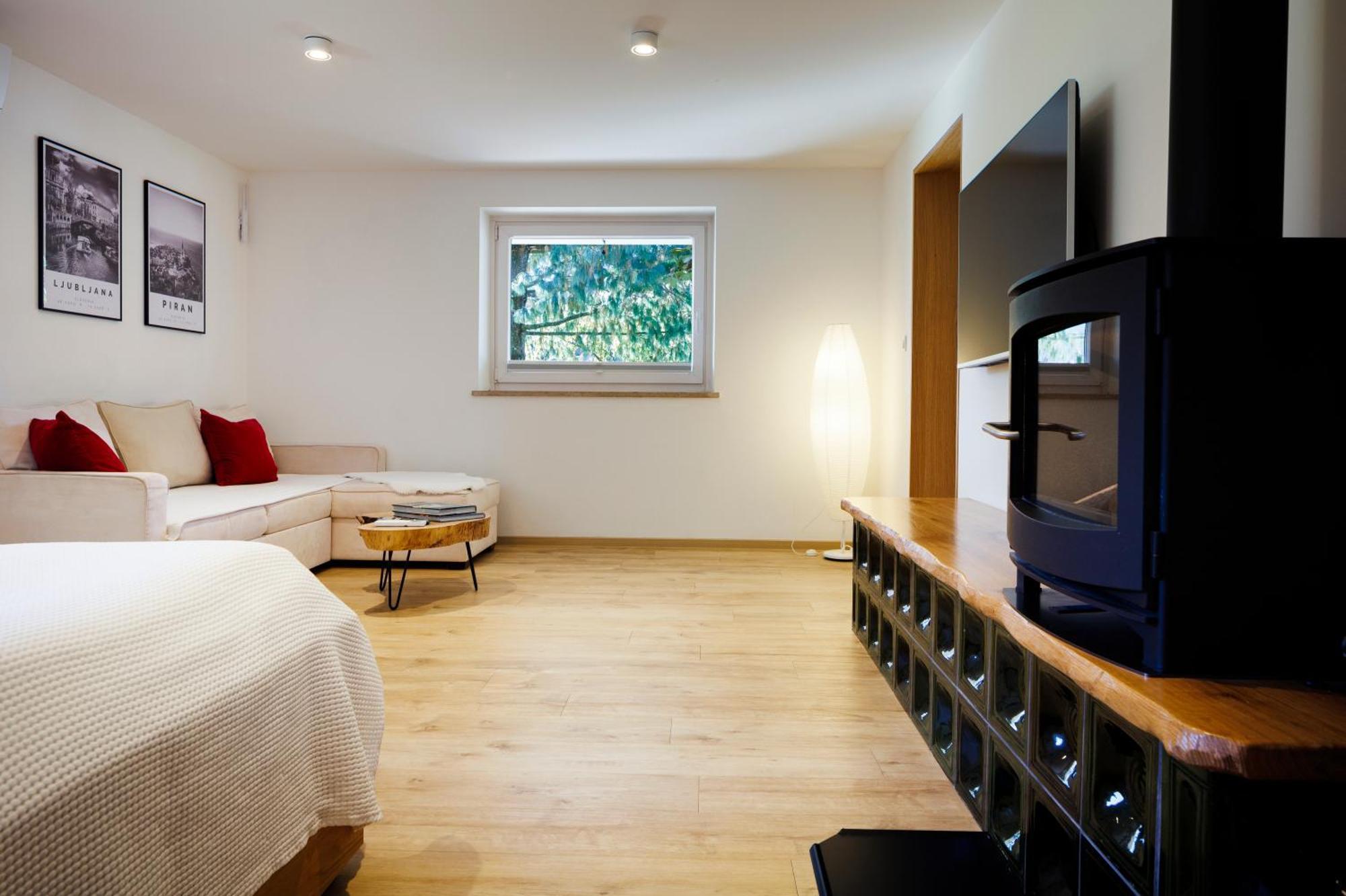 Vila Slavc, Cosy Apartment Near The Lake เบลด ภายนอก รูปภาพ